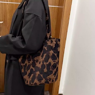 个性 百搭复古豹纹单肩包2025韩系ins大容量通勤托特包休闲帆布包