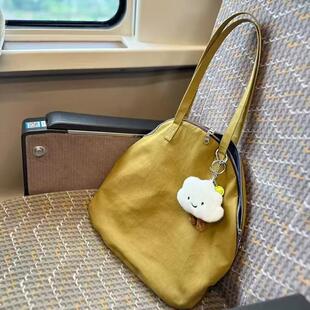 小众大容量棕色单肩贝壳包2025秋冬新款 百搭简约通勤大学生手提包