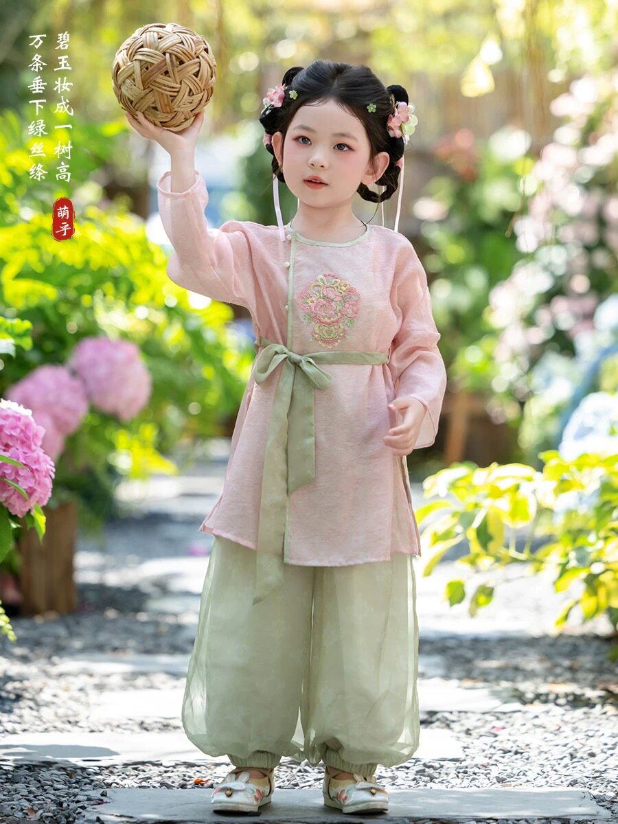 女童绣花中长款圆领袍灯笼裤套装小女孩复原风印花日常套装表演服