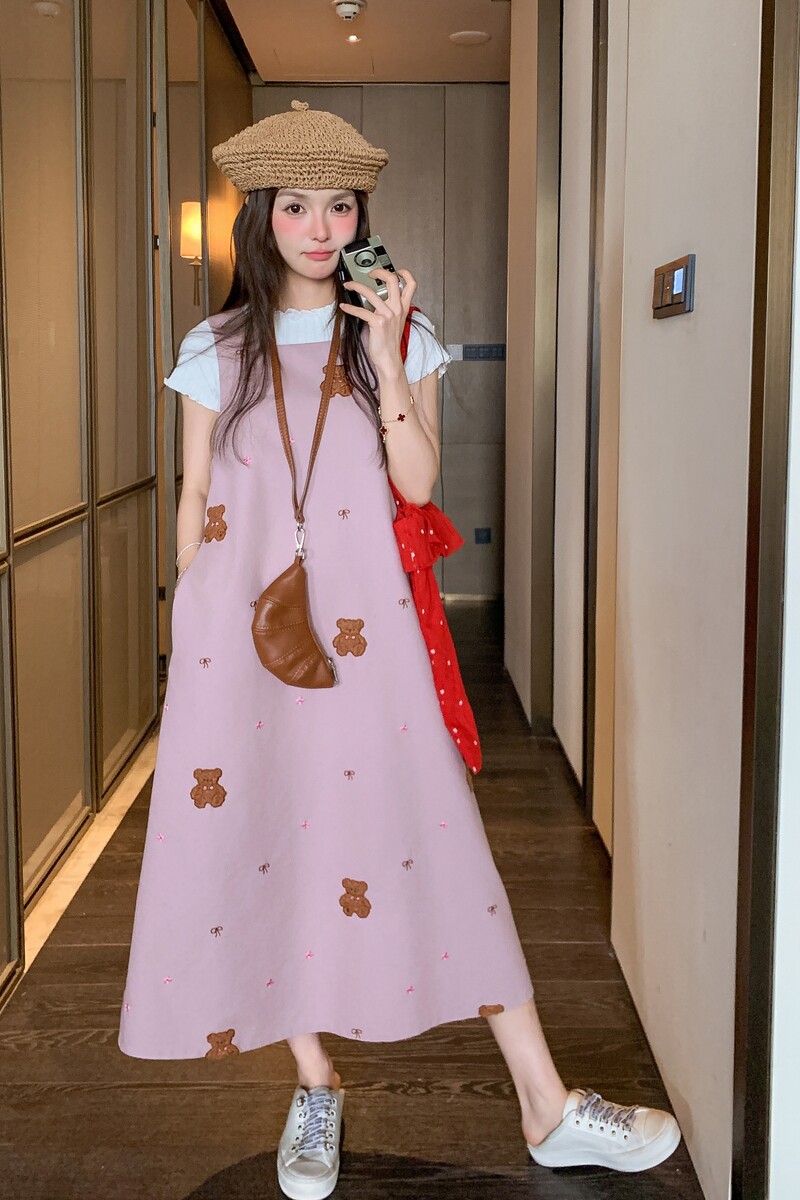 【秋季现货】立体刺绣背心裙S613P115K178,女装连衣裙,2C321