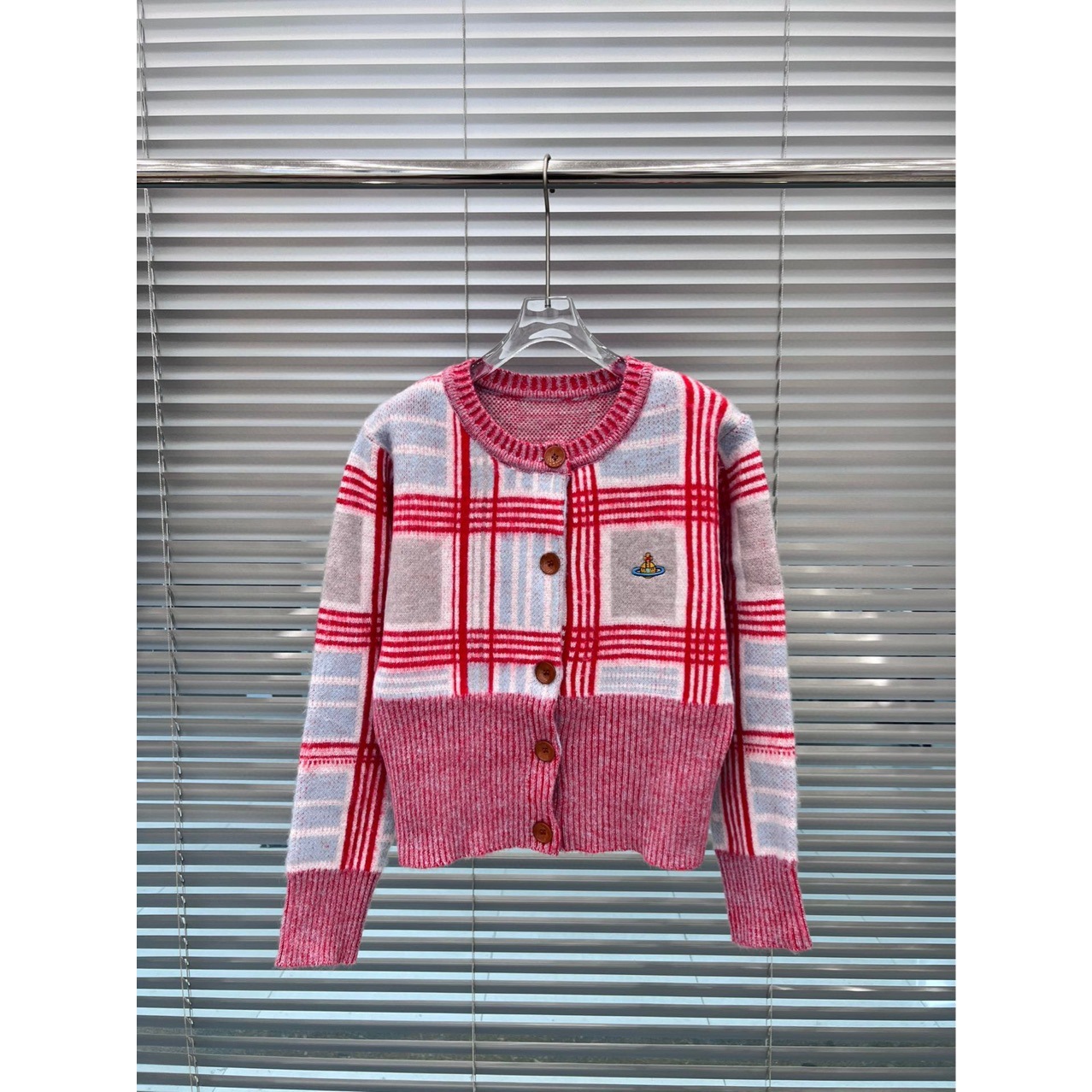 春秋冬高腰显瘦土星刺绣圆领毛衣复古格纹撞色针织衫女开衫厚款