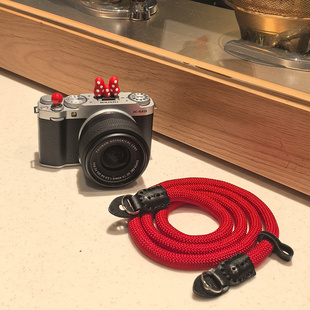 佳能r50卡通热靴盖小红球尼康z50富士xs20相机适用于索尼zve10