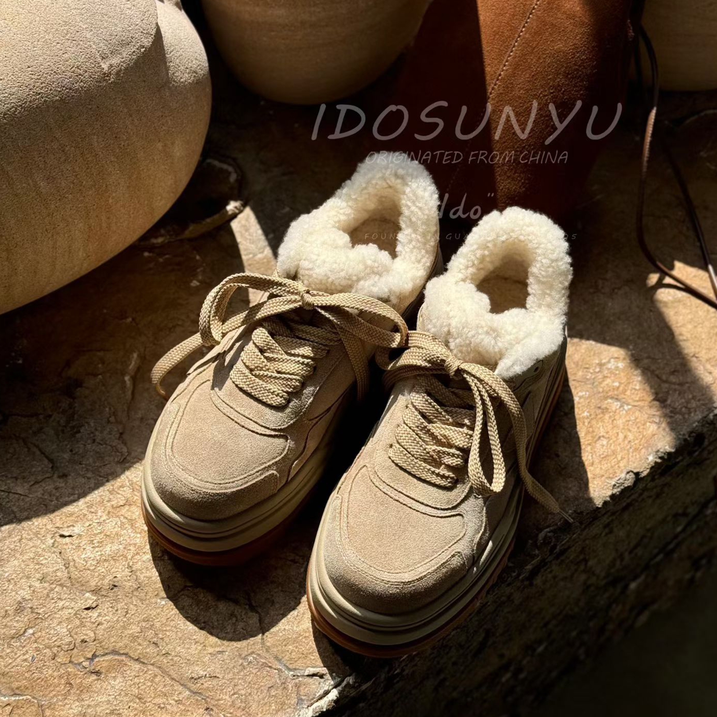 IDO/TT欧货女鞋2025秋冬新款擦色牛皮圆头系带保暖绒里厚底休闲鞋