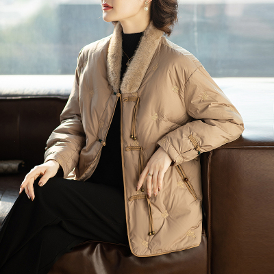 妈妈羽绒服冬装新中式2025新款加厚保暖洋气外套中老年妇女上衣服