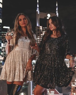 2026新款亮片闪亮圆领短袖A字型宽松飘逸束腰派对聚会连衣裙