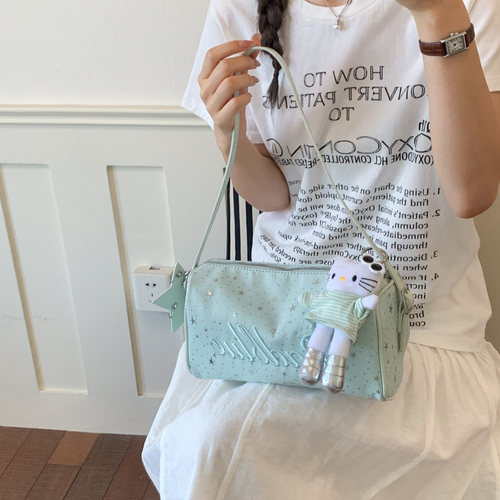高级感小众通勤百搭斜挎枕头包女
