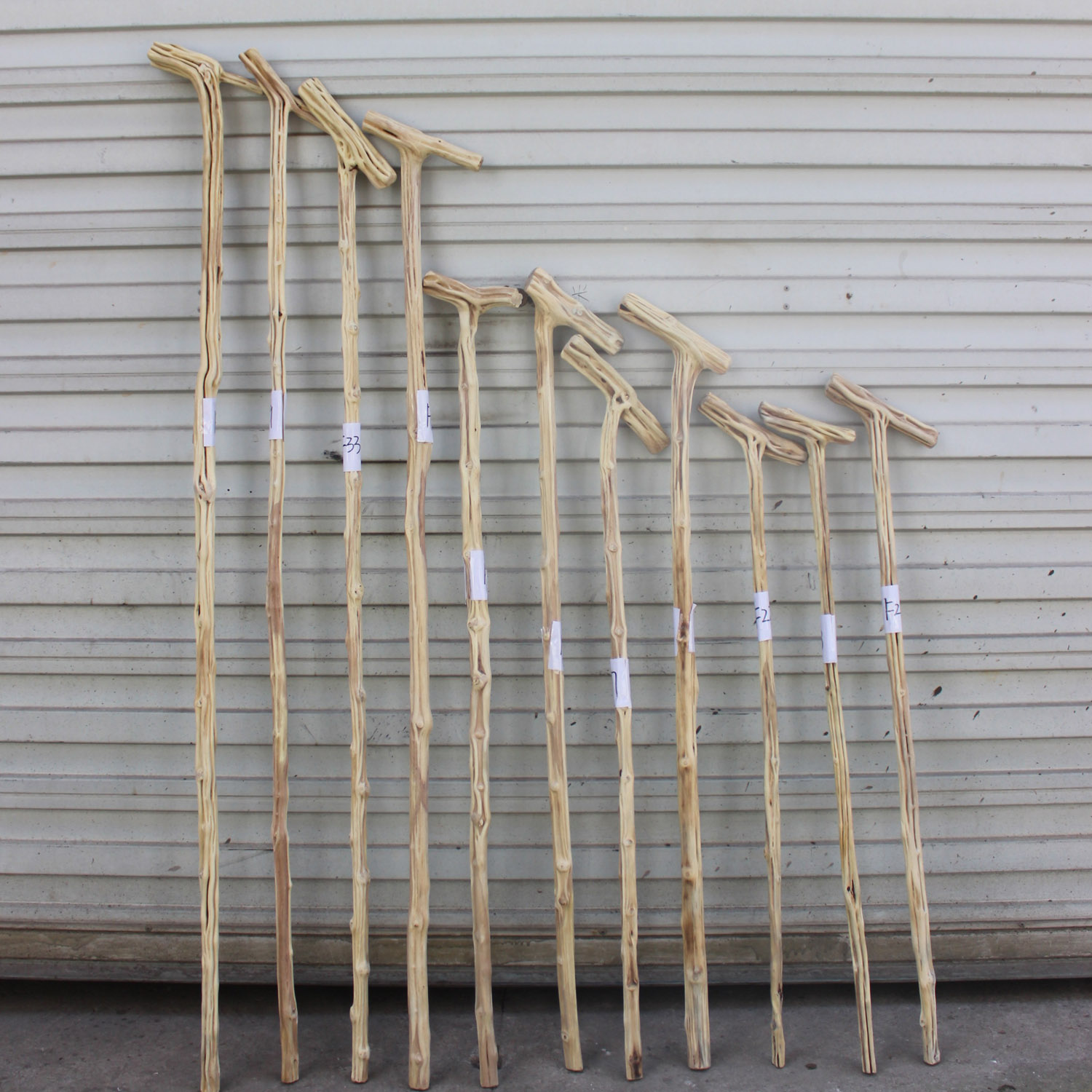 天然藤木万寿藤 登山杖步行杖助力手杖 木质硬承重大韧性好年份久