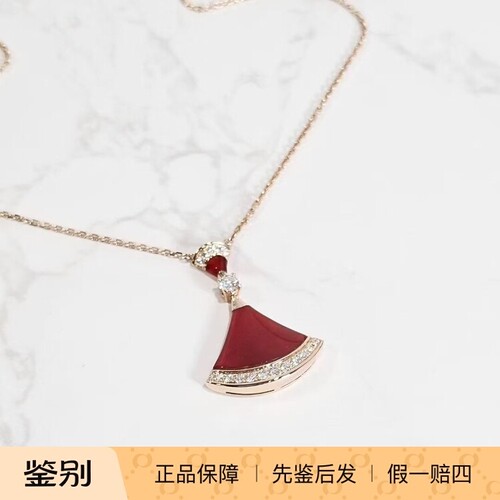 宝格丽DIVAS红玉髓玫瑰金项链