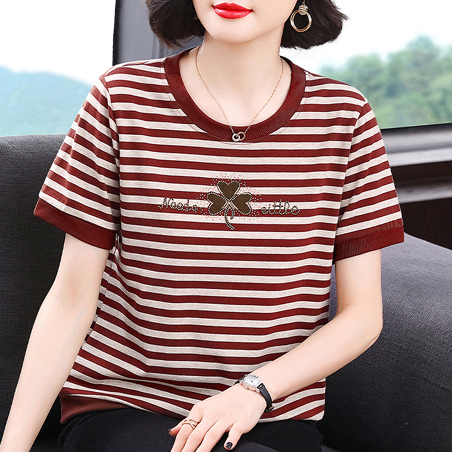 2025夏季镶钻条纹短袖T恤女士上衣纯棉中年妈妈宽松减龄遮肚体恤