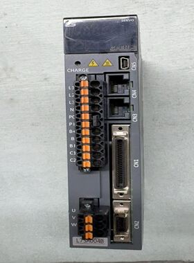 LS伺服驱动器L7SA004B，轻微使用痕迹，实物如图。有需