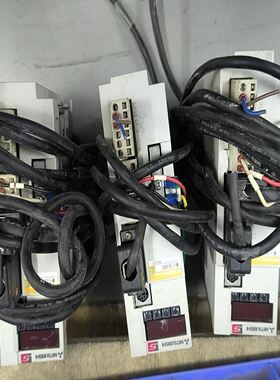 伺服驱动器MR-E-10A-KH003 100W拆机