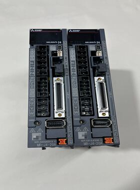 伺服驱动器，型号MR-J4-20A，实物图拍摄，功能包好