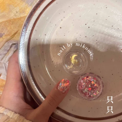 Mikomi Homemade Korea ins indmei Sequints мигает белое пятно для ногтей, небольшая красная книга рекомендуется