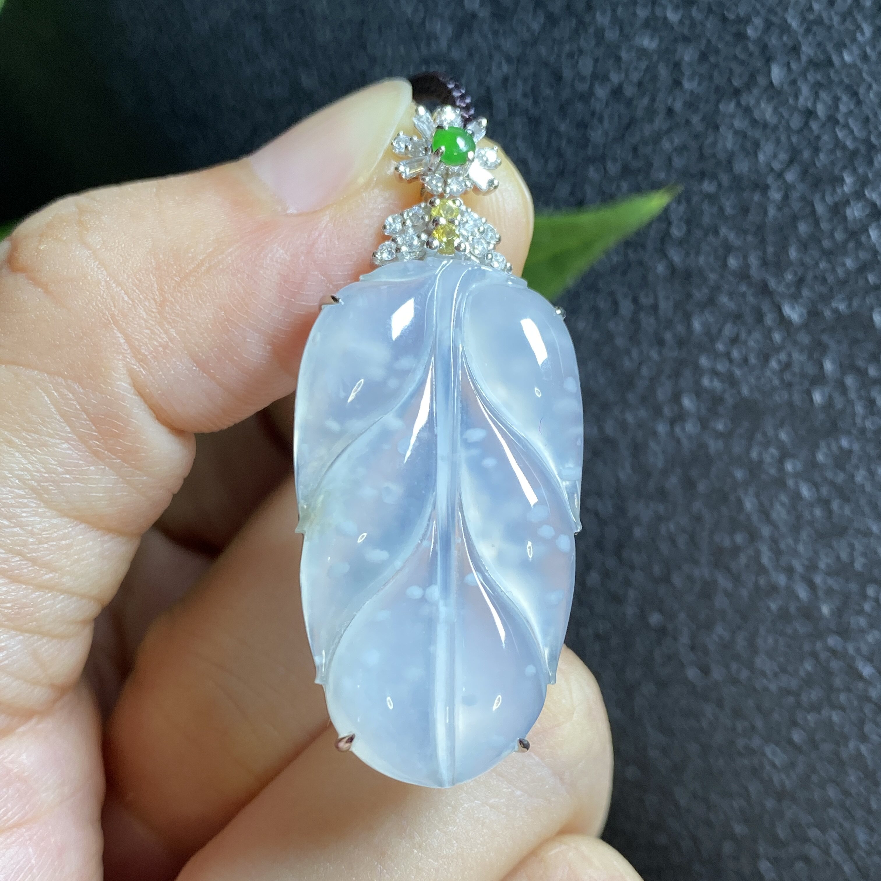 翡翠A货高冰种起光雪花棉木纳金枝玉叶18K金镶嵌叶子女款吊坠0066