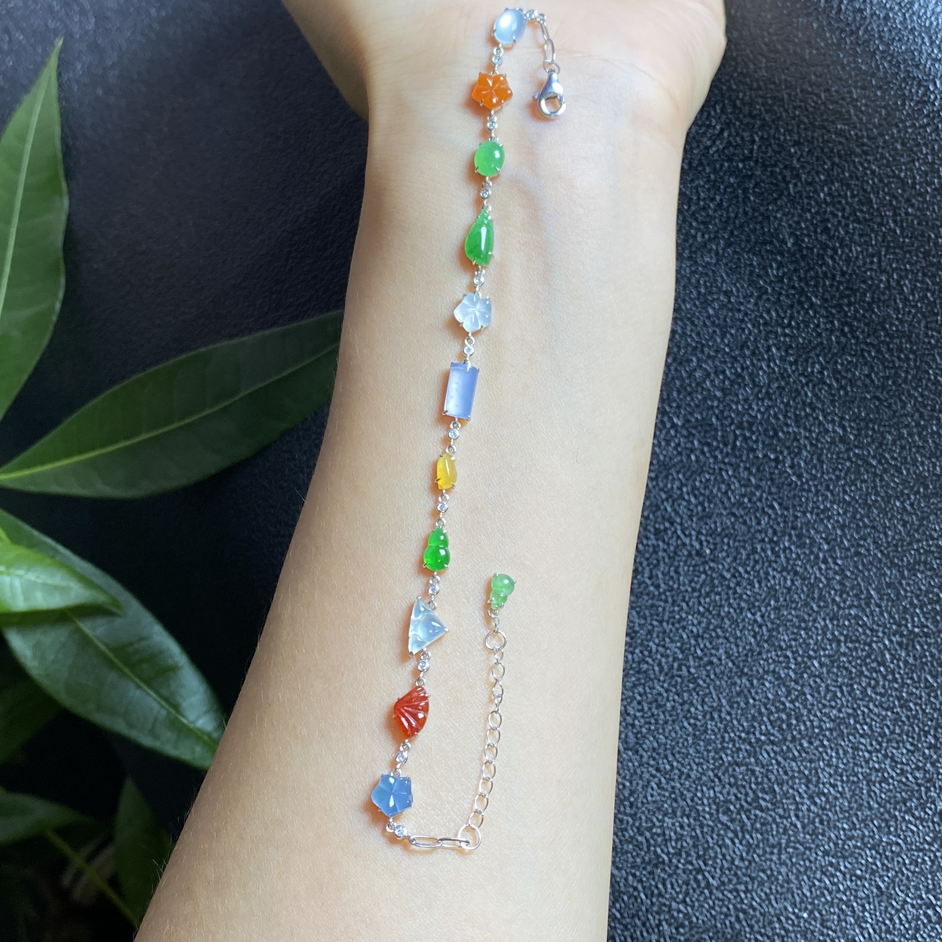 缅甸天然翡翠A货冰种小马鞍可爱多宝七彩手链手串18K金镶嵌 6271