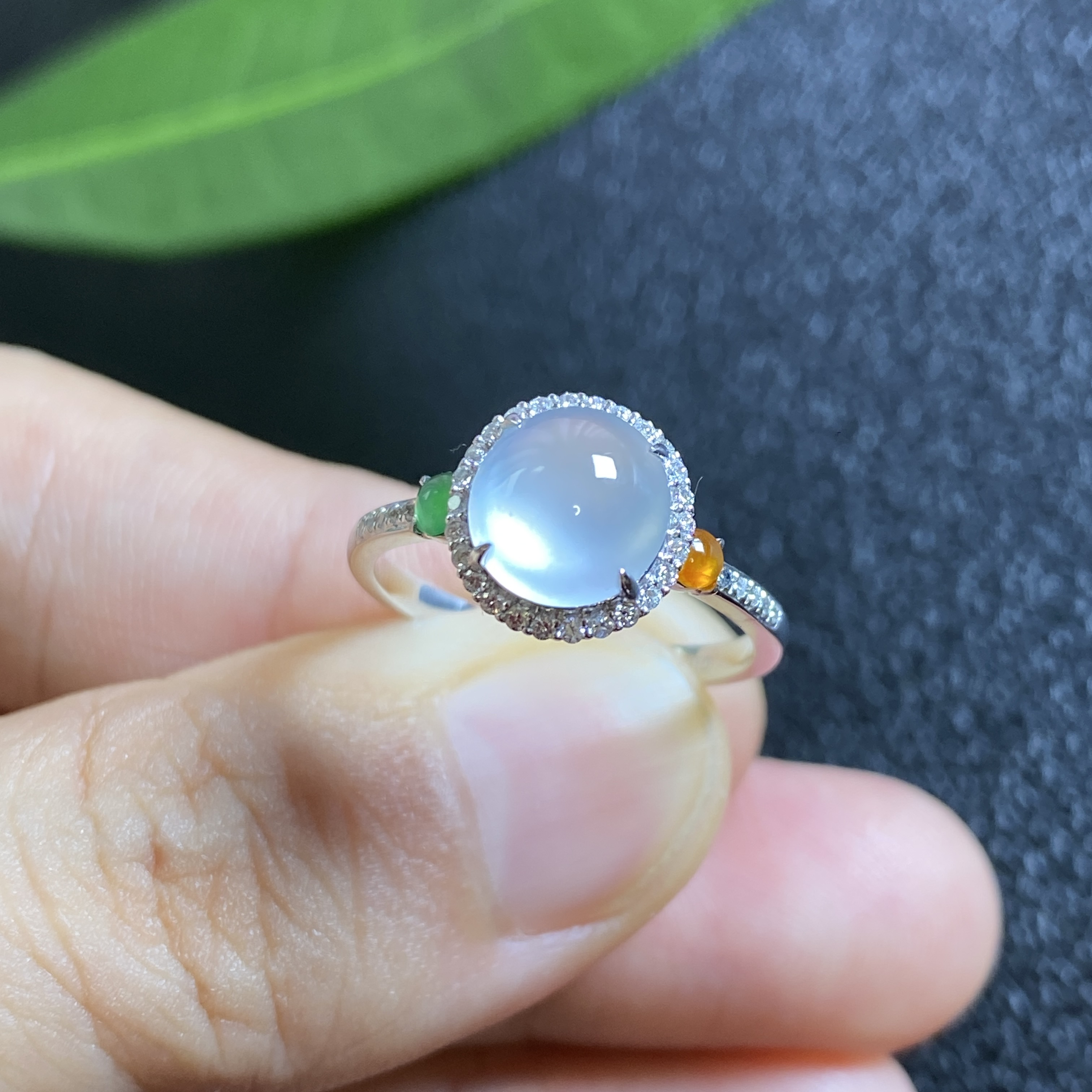 掌中翠翡翠A货高冰种起胶白月光戒指18K金钻石镶嵌女款 0114