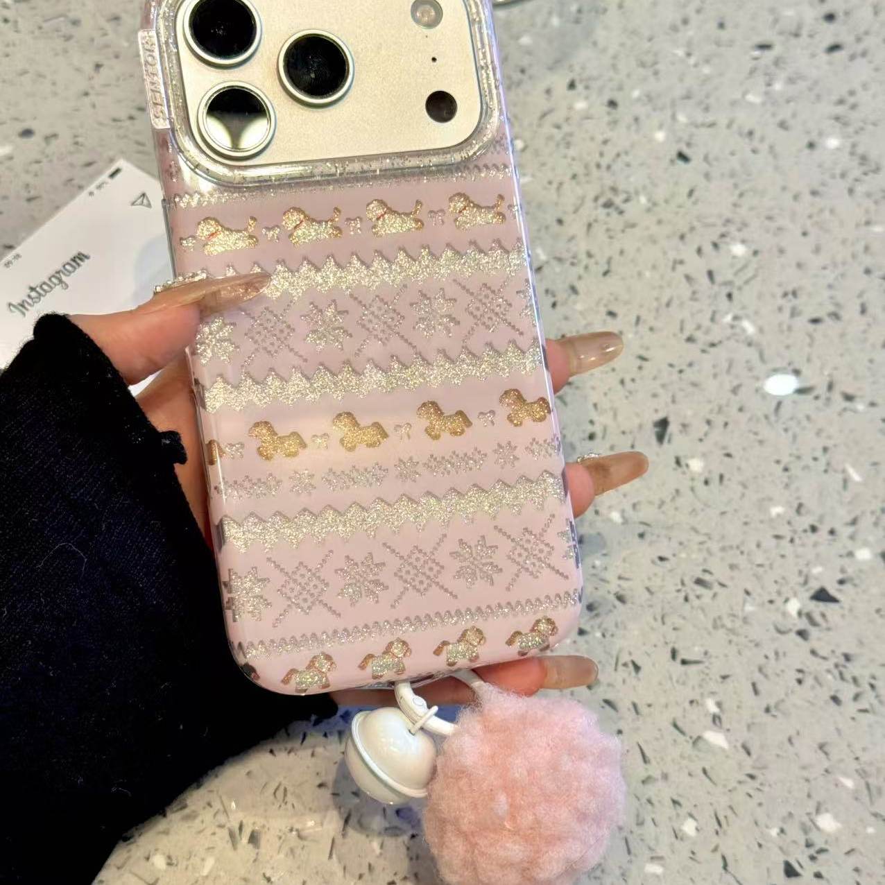 冬日粉底雪花镂空小马适用于iphone17promax苹果16pr手机壳15新款小众简约设计感防摔保护壳