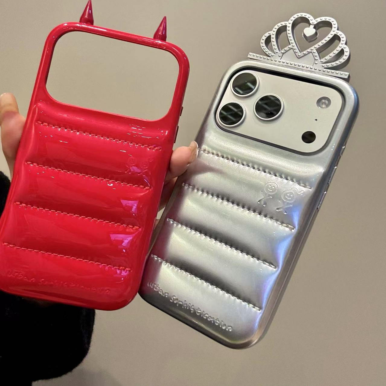 高级感羽绒服皇冠红色恶魔角适用于iphone17promax苹果16手机壳15高级感小众新款防摔保护壳