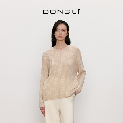 东黎小山羊绒女士绞花圆领针织衫
