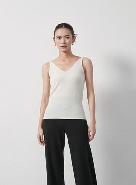 东黎 溯源款 小山羊绒 女士V领平纹针织吊带背心无袖套头打底3667