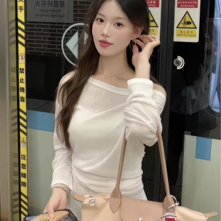 高级感辣妹绝美防晒罩衫 白色斜肩收腰长袖 款 薄款 小上衣 T恤女夏季