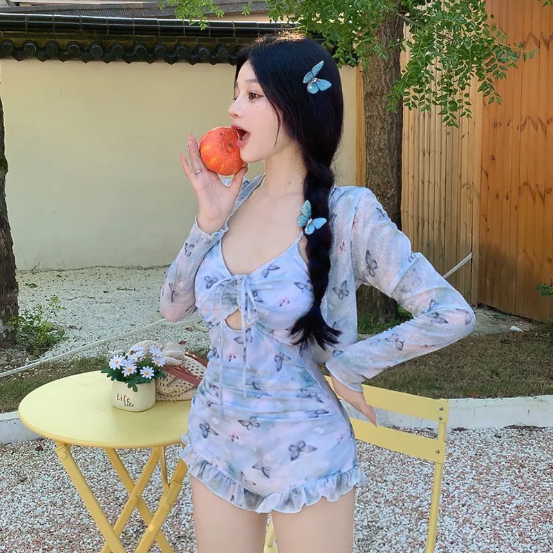 泳衣女连体ins风少女防晒罩衫超仙2025新款温泉高级感度假游泳装