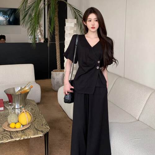 大码时尚高级感套装女夏季气质赫本风上衣胖MM显瘦阔腿裤子两件套