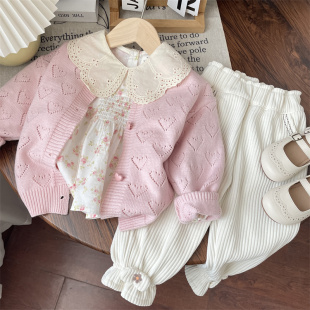 女童宝宝镂空爱心针织开衫 2024春季 韩版 浅色系中小童童装 外套 秋款