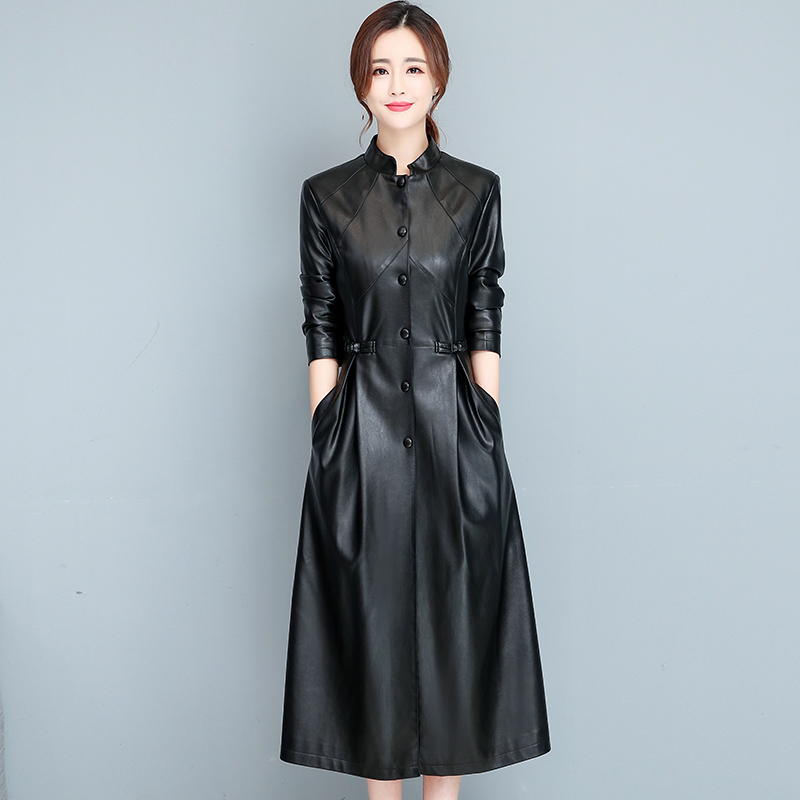 海宁真皮皮衣女长款2025秋季新款时尚修身显瘦绵羊皮风衣盘扣外套