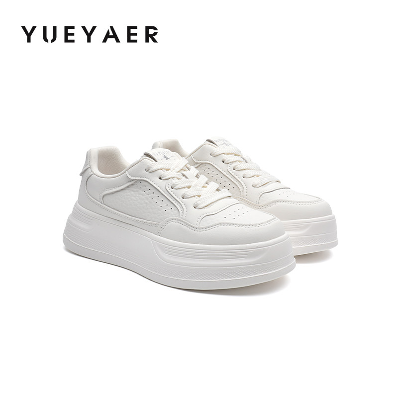 月芽儿厚底增高板鞋小白鞋女2026新款鞋子春季百搭爆款休闲运动鞋