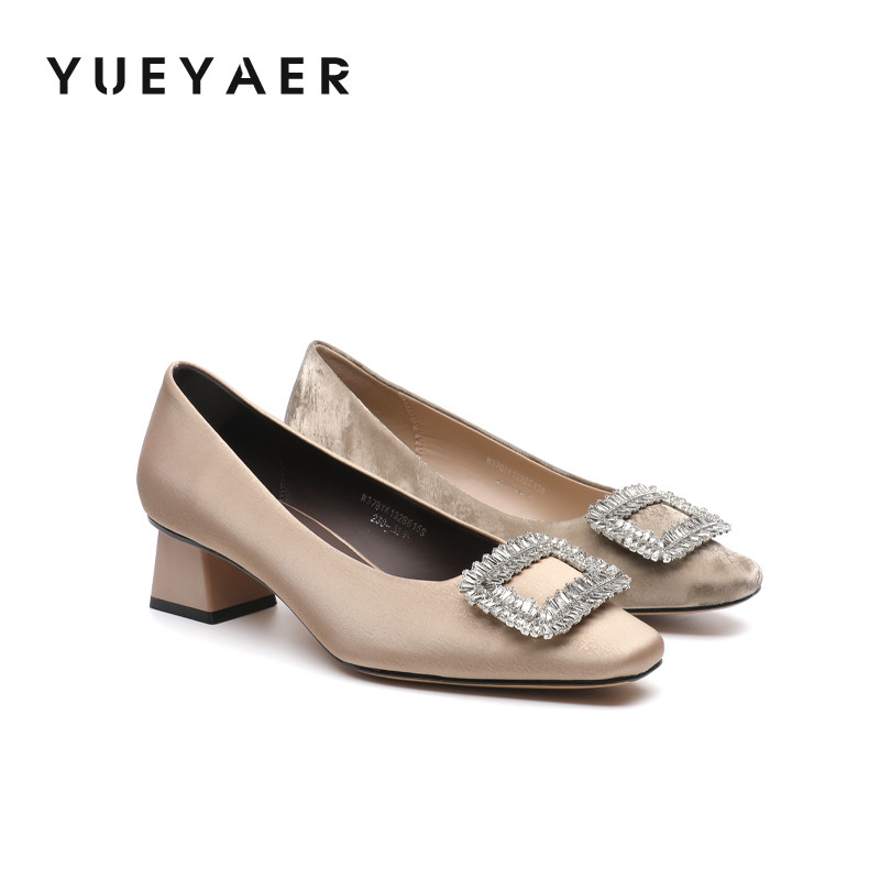 月芽儿配裙子单鞋女2026春季新款法式一脚蹬懒人鞋方扣粗跟高跟鞋