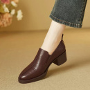 真皮羊皮深口一脚蹬小皮鞋女2025新款秋季粗跟高跟单鞋乐福鞋软底