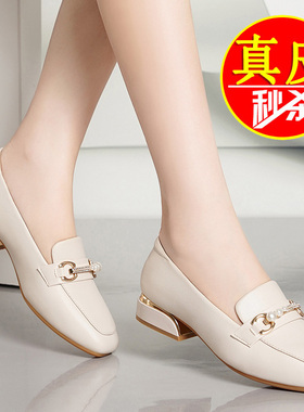 真皮女鞋2026新款春夏季白色中跟单鞋女中年妈妈小皮鞋软底不累脚
