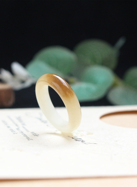 经典时尚和田玉糖白玉一口糖戒指