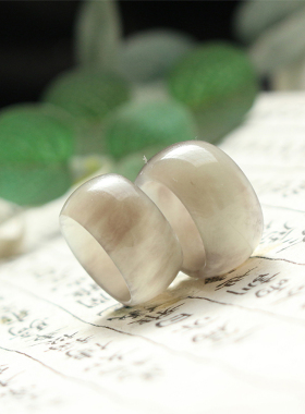 简约时尚和田玉烟紫轮胎戒指