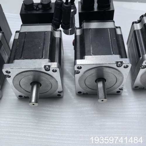 优爱宝（UIROBOT)步进电机UIM242FH08T-IE议价