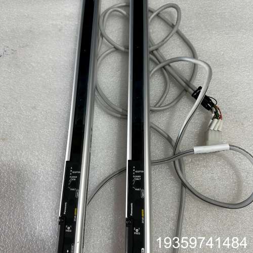 安全光栅 SF2B-H24-N  线长1.5米 议价