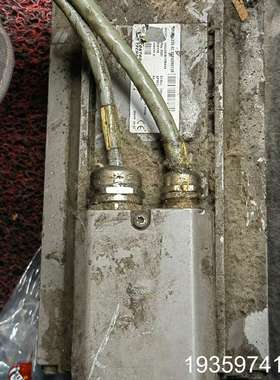 艾（爱）默生CT 142DSB300/1TBAAA伺服电机，议价