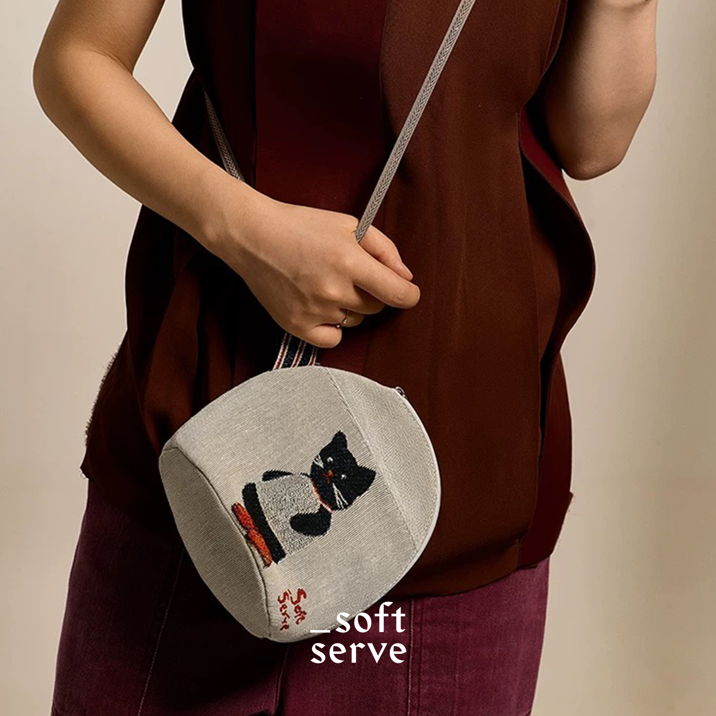 Dare买手店 SoftServe 重工色织可斜挎收纳包化妆洗漱包出差分装