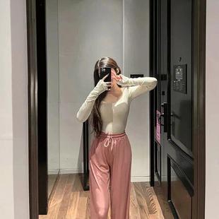 短款 修身 德绒上衣学生 T恤女内搭外穿保暖打底衫 纯欲风辣妹U领长袖