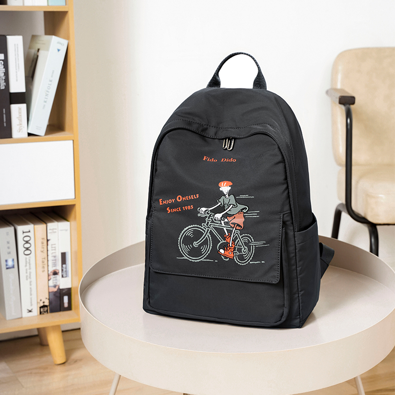 旅行运动休闲女士防盗双肩包新品