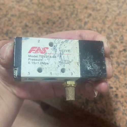 议价FNS换向阀TSV253-08 TSV25B-08 SV25B1-08 SV25C1-10