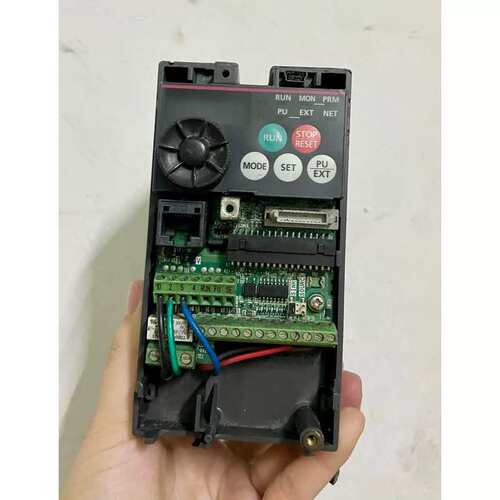 议价s菱变频器FR-E720-0.4K / 240V 0.4KW
