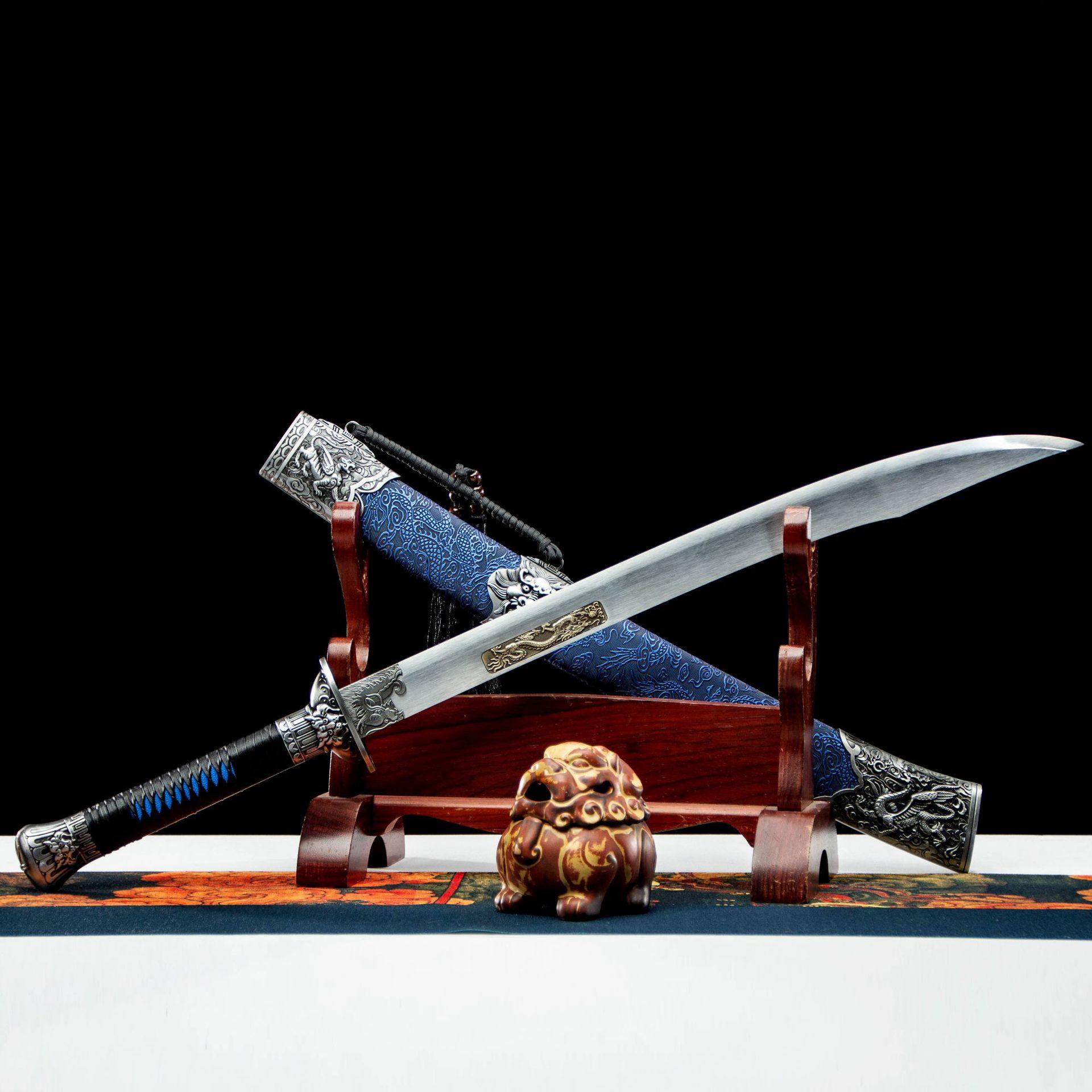 龙泉市刀剑高锰钢龙骨一体牛尾龙虎战刀绣春刀传统宝剑收藏未开刃,特色手工艺,剑袋,淘宝优惠券,粉丝福利购,淘宝优惠卷