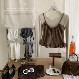 复古miu系少女风抽褶波点吊带背心套装 女秋外穿洋气内搭T恤两件套