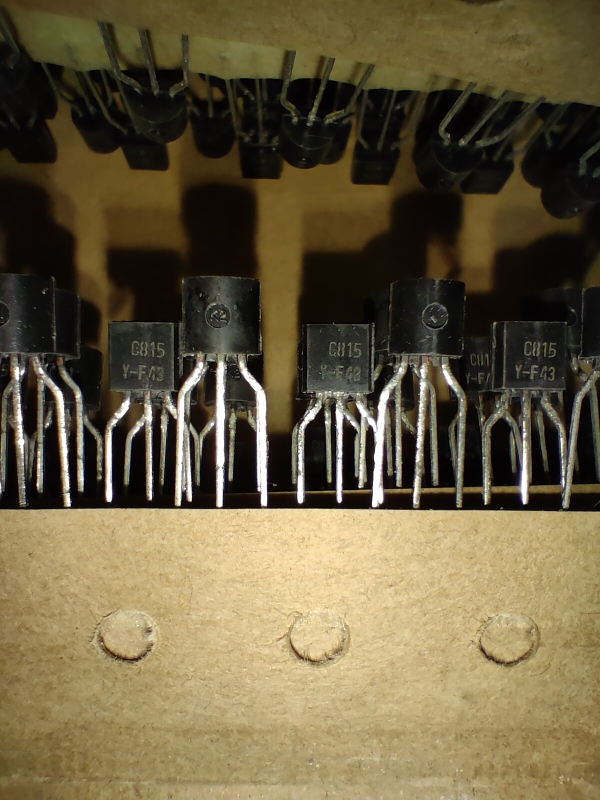 C815 2SC815 KSC815 TO-92 全新进口原装 实物拍摄 现货可直拍