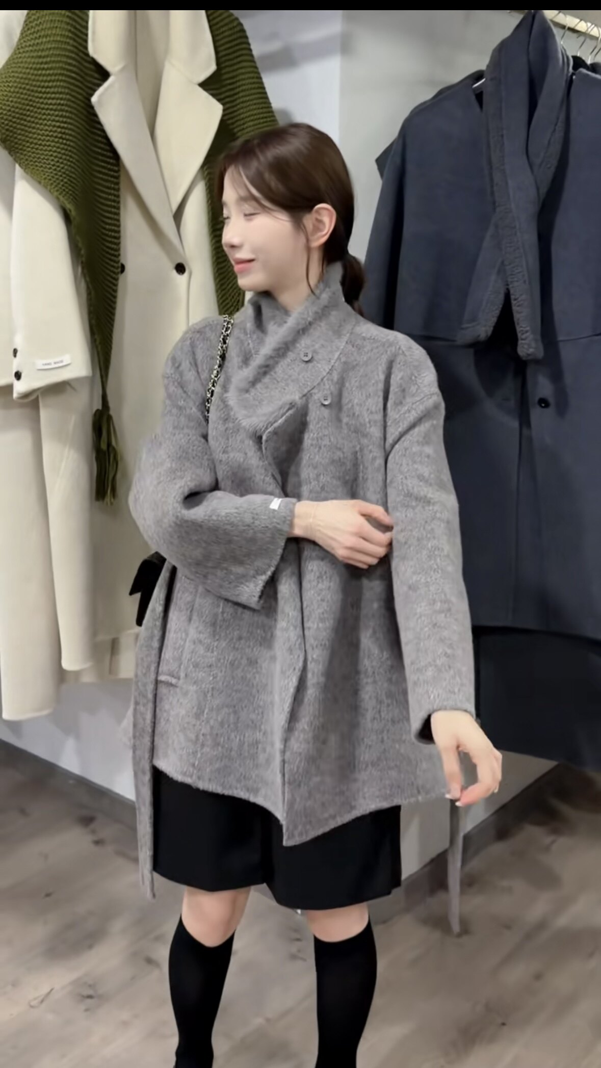 韩系穿搭水貂毛拼接立领双面羊毛呢大衣系腰带外套女中长款2026冬