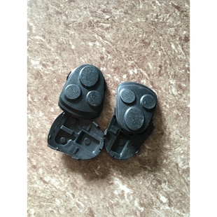 新源挖掘机夹木器手柄按扭胶垫手控开关按健一片价格