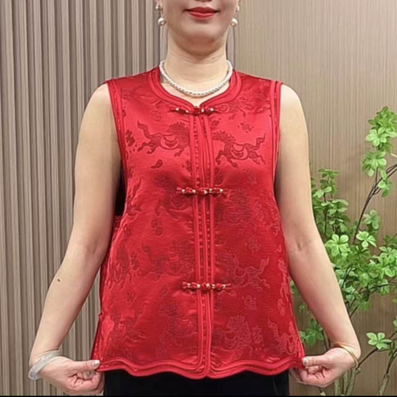 6609国风马甲女春装气质新款中老年妈妈装春秋红色喜庆新中式马夹,女装/女士精品,时尚套装,淘宝优惠券,粉丝福利购,淘宝优惠卷