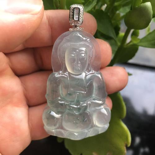 六小福珠宝翡翠吊坠18k白金观音